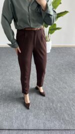 Betty Beli Lastikli Crep Pantolon -Kahverengi - Görsel 6