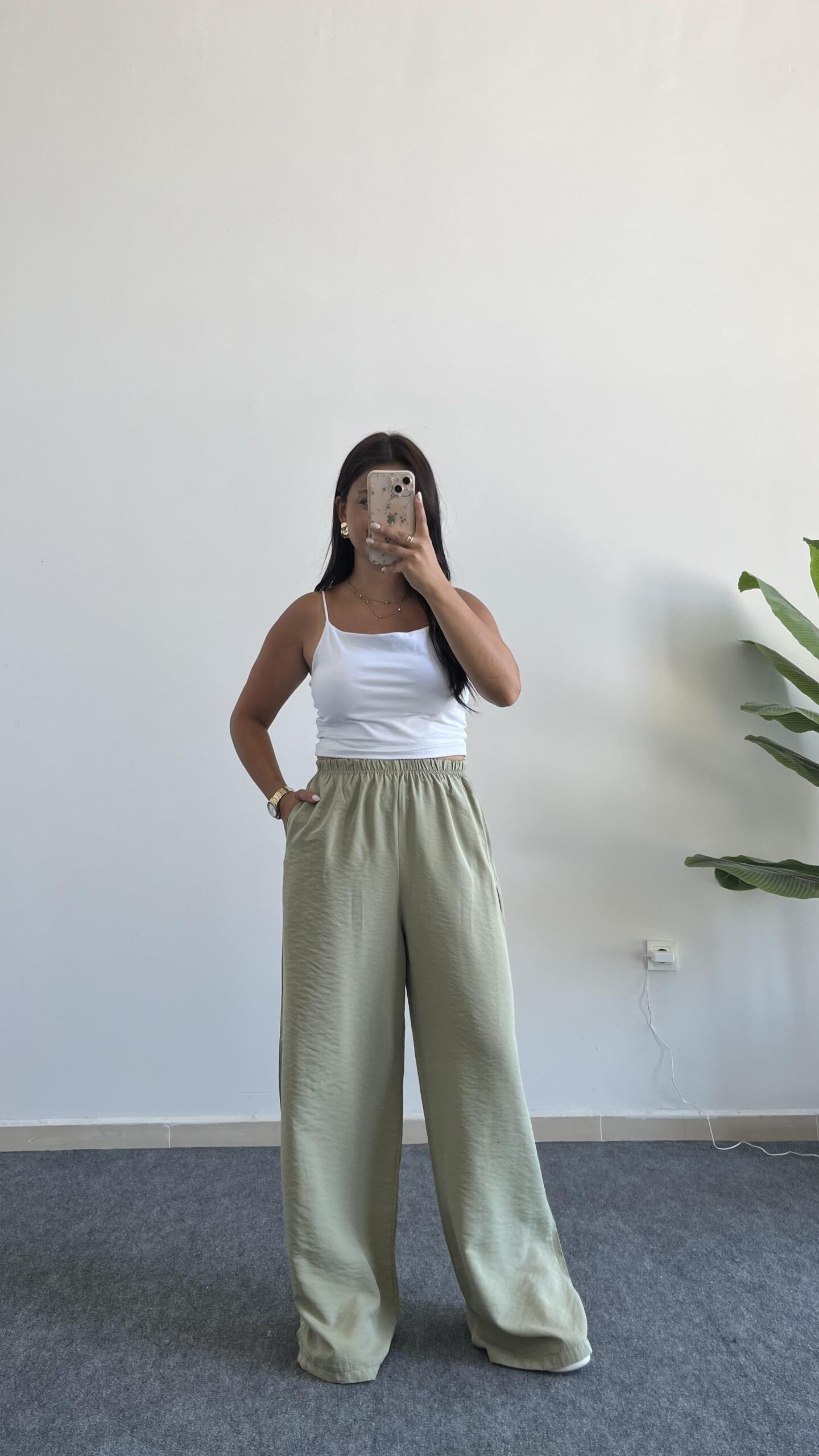 bol-paca-modal-tensel-pantolon-yesil-6792-4.jpeg Bol Paça Modal Tensel Pantolon - Yeşil - Görsel 1