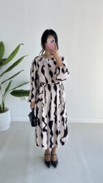 Bolenda Kuşaklı Midi Elbise - Görsel 3