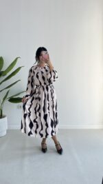 Bolenda Kuşaklı Midi Elbise - Görsel 9