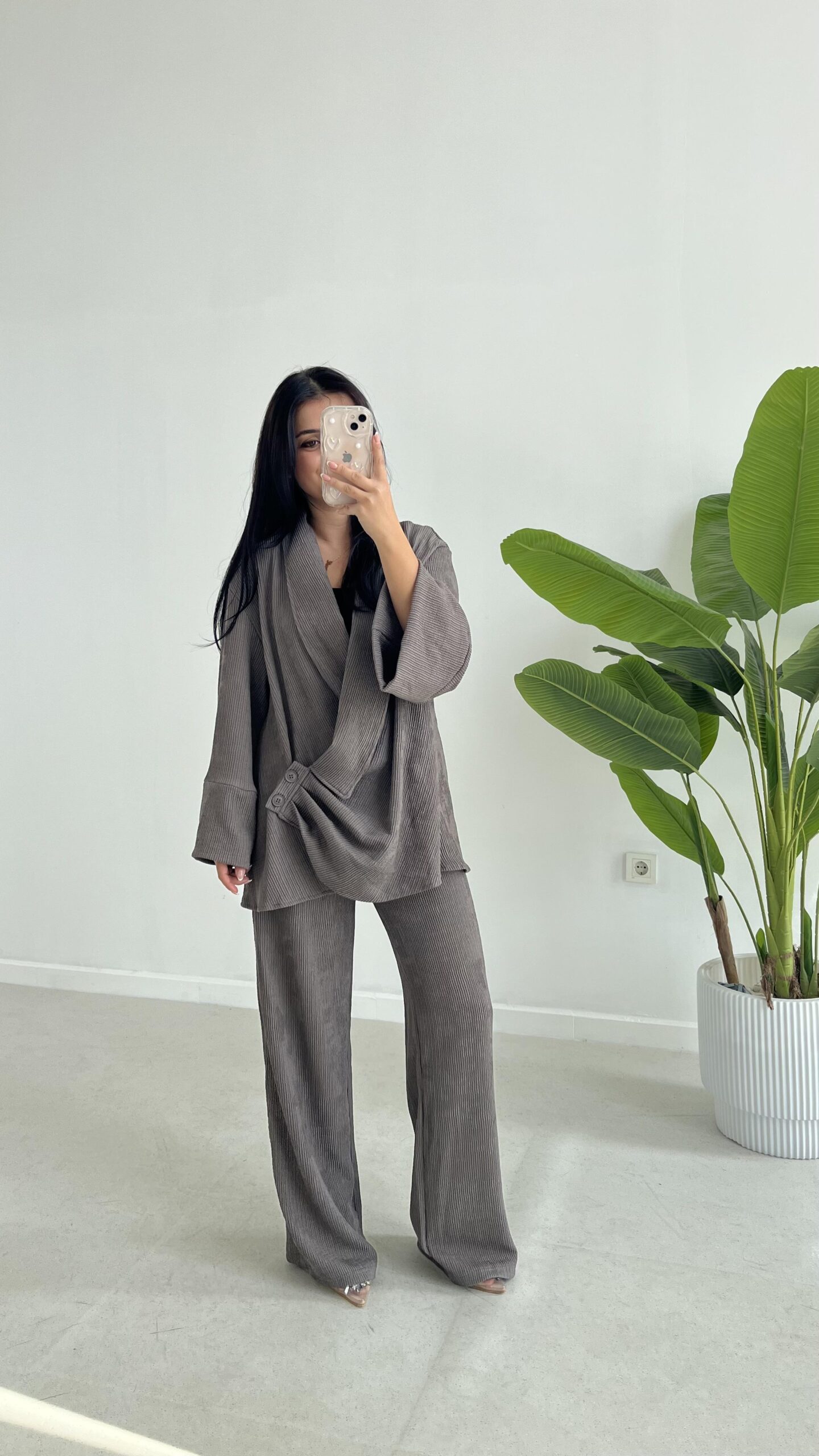 carley-ikili-takim-gri-b04e-d.jpeg Carley İkili Takım - Gri - Görsel 1