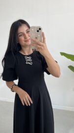 Çıkartılabilir Fiyonk Aksesuarlı Midi Elbise - Siyah - Görsel 7