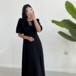 Çıkartılabilir Fiyonk Aksesuarlı Midi Elbise - Siyah