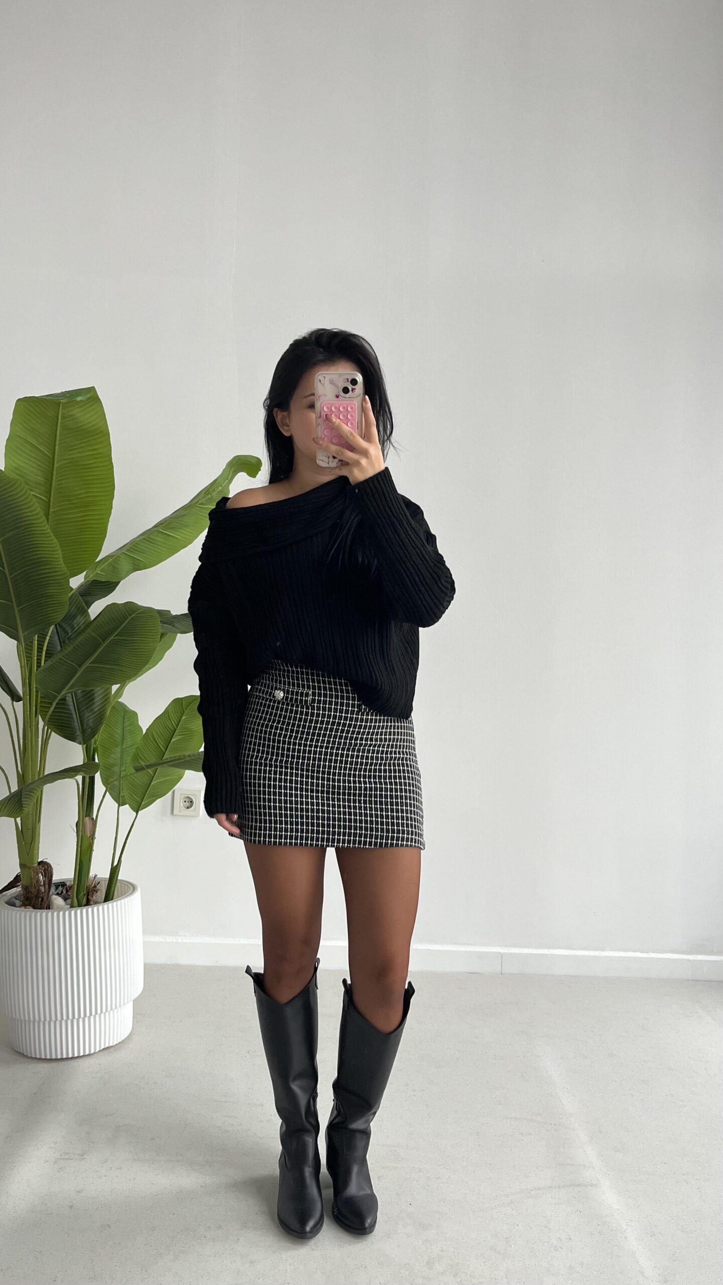 degaje-yaka-siyah-kazak-197-8-c0b0.jpeg Degaje Yaka Kazak - Siyah - Görsel 1