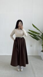 Eteği Poplin Bodyli Maxi Boy Kemerli Elbise - Kahve - Görsel 4