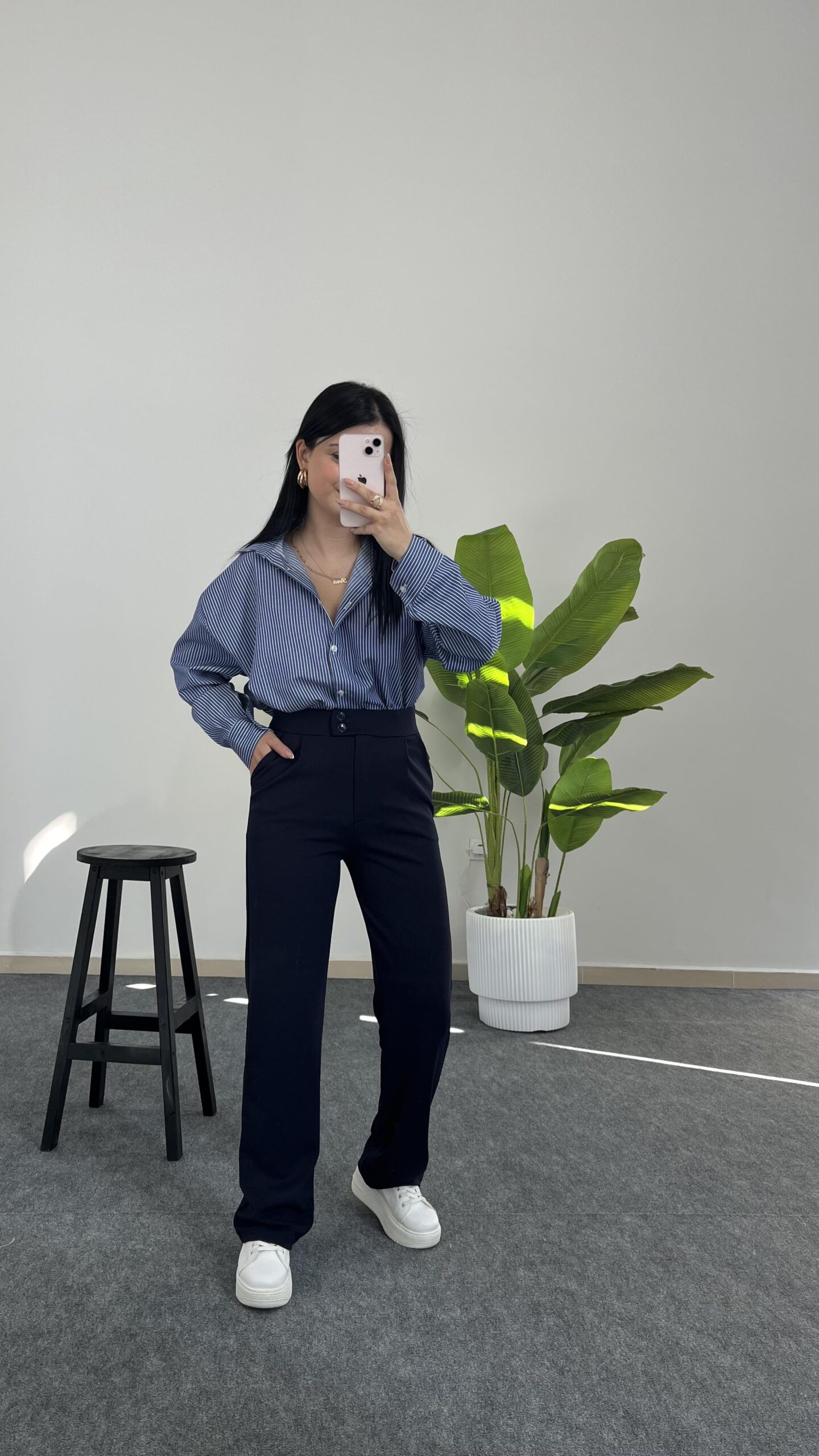 fancy-dugmeli-crep-pantolon-lacivert-999a-4.jpeg Fancy Düğmeli Crep Pantolon - Lacivert - Görsel 1