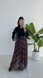 Farey Ekose Desen Şifon Etek - Mürdüm - Görsel 2