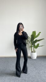 Fermuar Detay İspanyol Paça Pantolon - Görsel 3