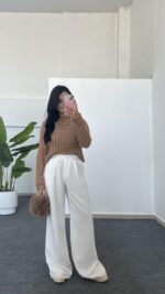 Hira Ajurlu Sakallı Triko Bluz - Camel