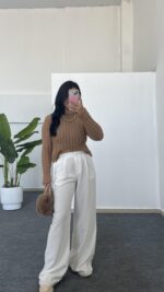 Hira Ajurlu Sakallı Triko Bluz - Camel - Görsel 5