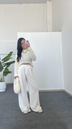 Hira Ajurlu Sakallı Triko Bluz - Ekru