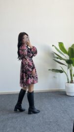 Kemerli Kruvaze Yaka Çiçekli Şifon Elbise - Pembe - Görsel 4