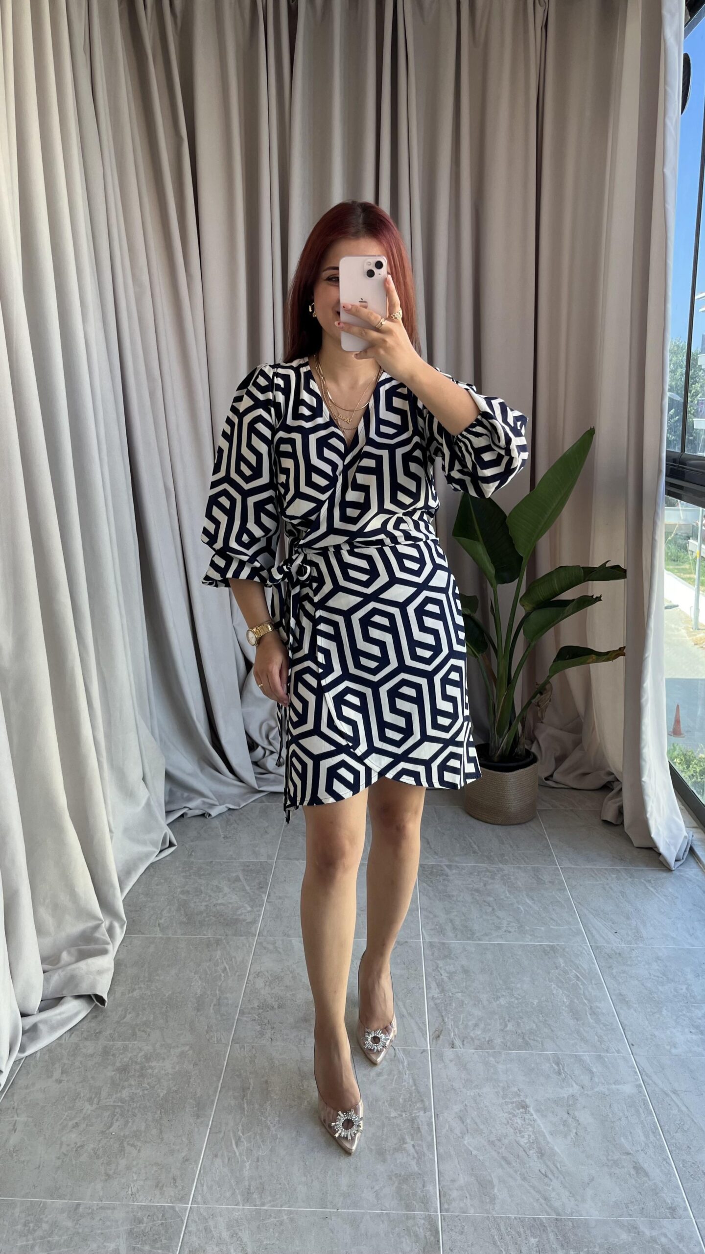 mng-kruvaze-yaka-elbise-134-30-45c.jpeg MNG Kruvaze Yaka Elbise - Görsel 1