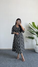 Oria Papatya Desenli Çan Elbise - Siyah - Görsel 2