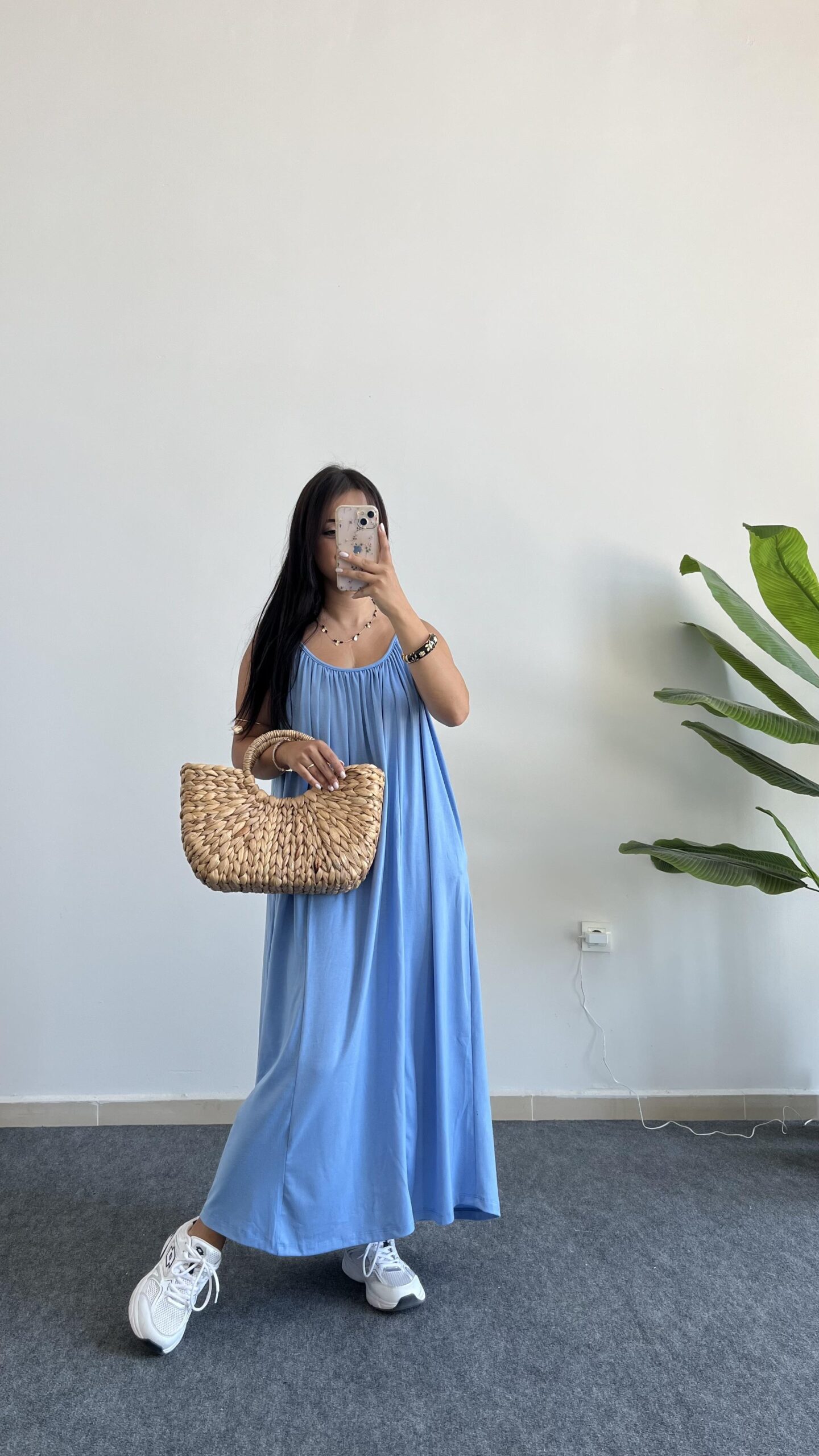 parteo-askili-salas-elbise-mavi-d2-498.jpeg Parteo Askılı Salaş Elbise - Mavi - Görsel 1