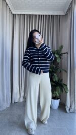 Pomel Sakallı Lacivert Hırka