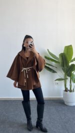 Sandela Kemer Kuşaklı Kaşe Pelerin - Kahve - Görsel 2