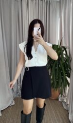 Siyah Kemer Detay Şort Etek