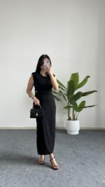 Siyah Toka Detaylı Elbise - Görsel 5