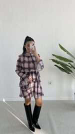 Tetra Volanlı Şifon Elbise - Mürdüm - Görsel 2